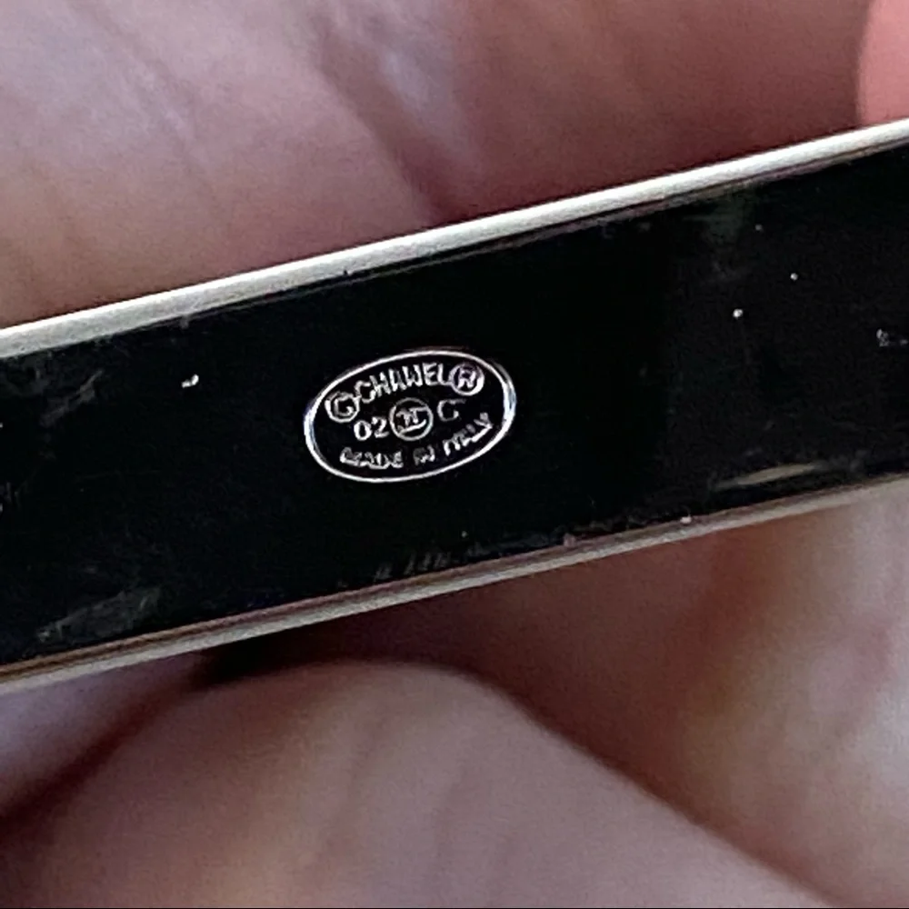 Chanel 02C padlock keychain - Picture 6 of 13